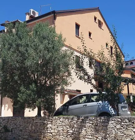 Valizza * Umag